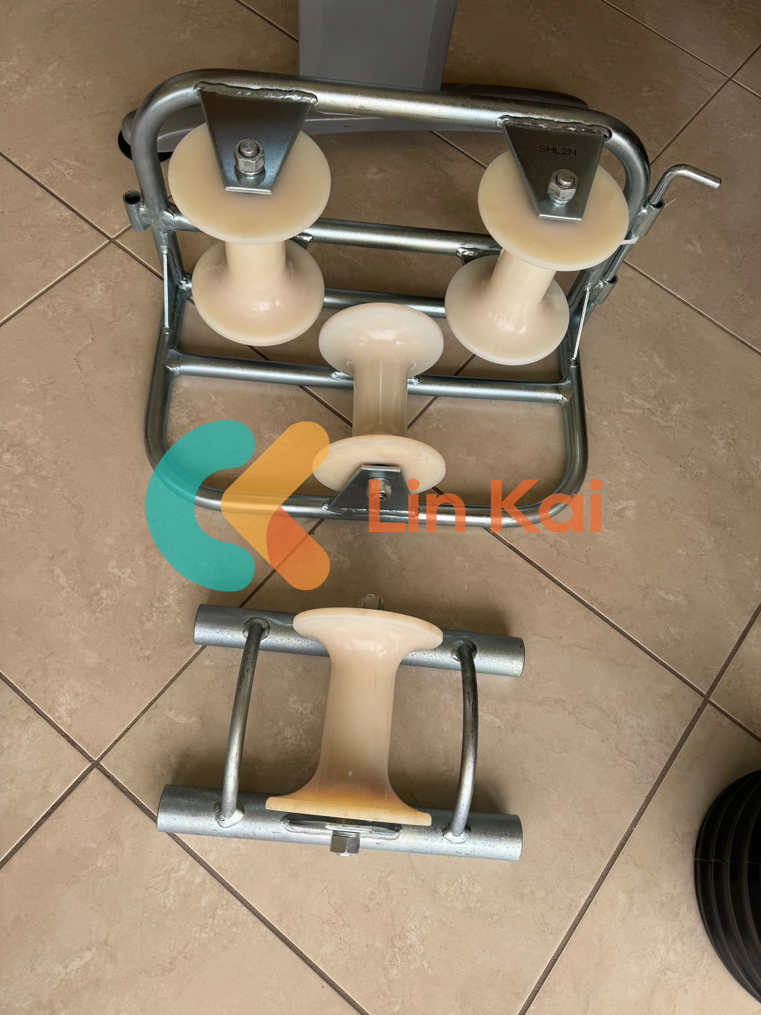 కేబుల్ గ్రౌండ్ రోలర్ యొక్క ప్రధానంగా విధులు ఏమిటి?